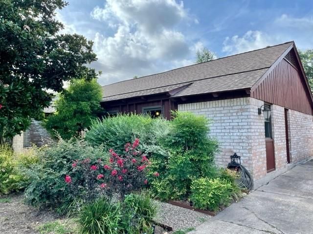 2310 Brooktree Drive, Houston, TX 77008