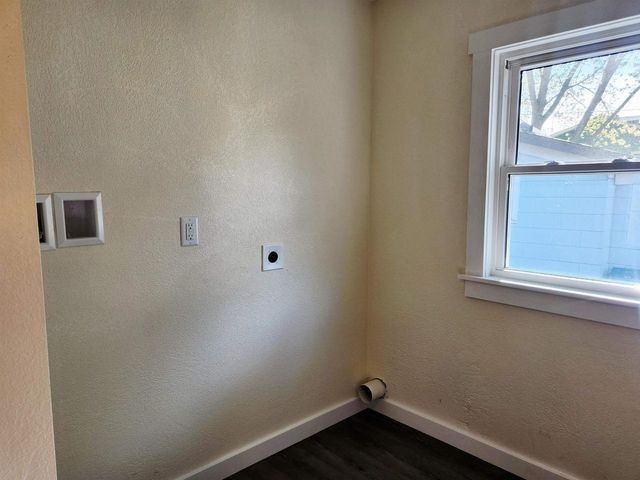 175 GILLETT STREET, Fond Du Lac, WI 54935