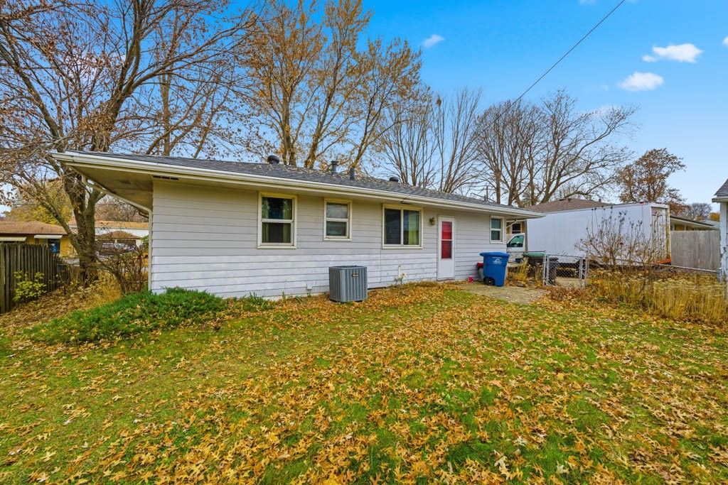 2746 E Tiffin Avenue, Des Moines, IA 50317