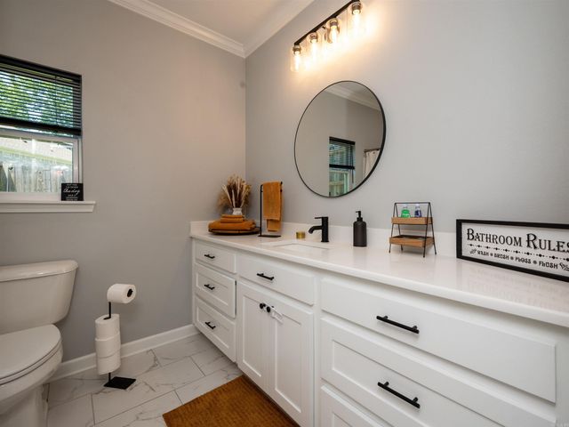 2112 Sable Oaks Circle, Bryant, AR 72022