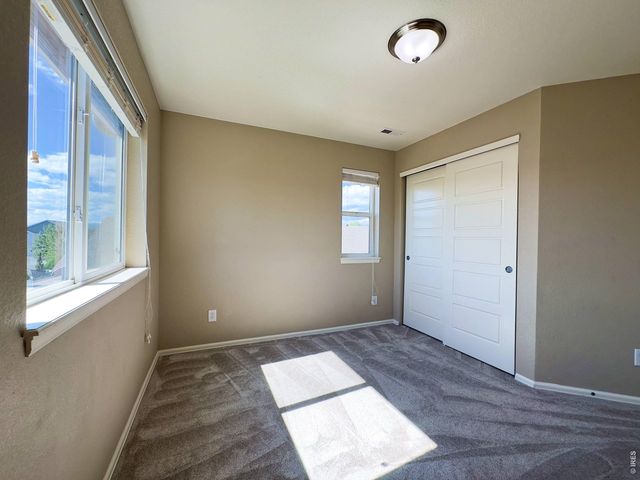 526 W 64th St, Loveland, CO 80538