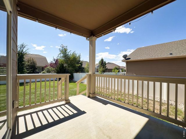 526 W 64th St, Loveland, CO 80538