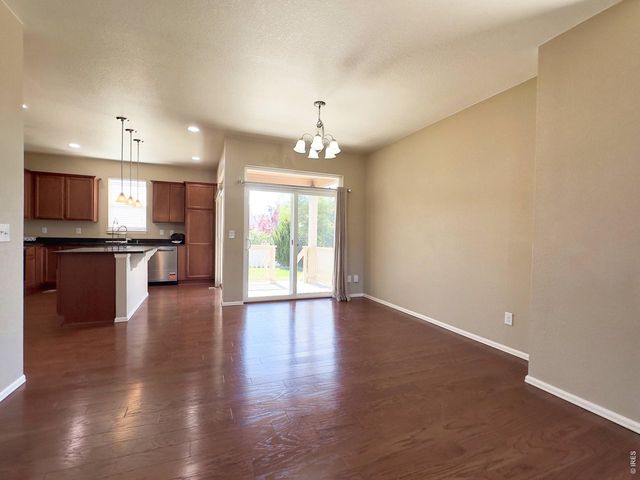526 W 64th St, Loveland, CO 80538