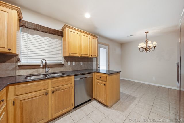 13144 N 133rd East Avenue, Collinsville, OK 74021
