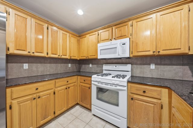 13144 N 133rd East Avenue, Collinsville, OK 74021
