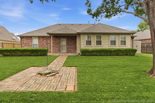 13144 N 133rd East Avenue, Collinsville, OK 74021