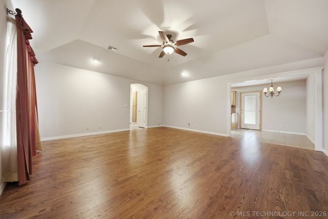 13144 N 133rd East Avenue, Collinsville, OK 74021