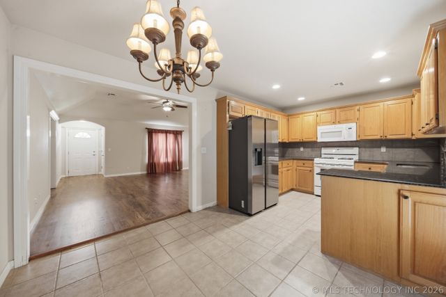 13144 N 133rd East Avenue, Collinsville, OK 74021