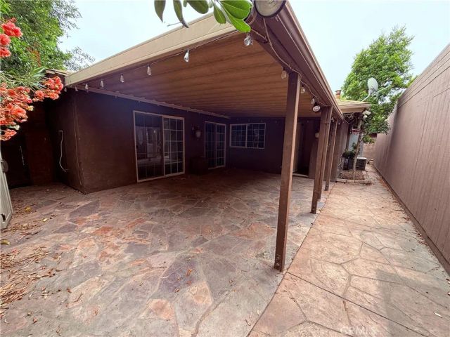 13000 Lull, North Hollywood, CA 91605