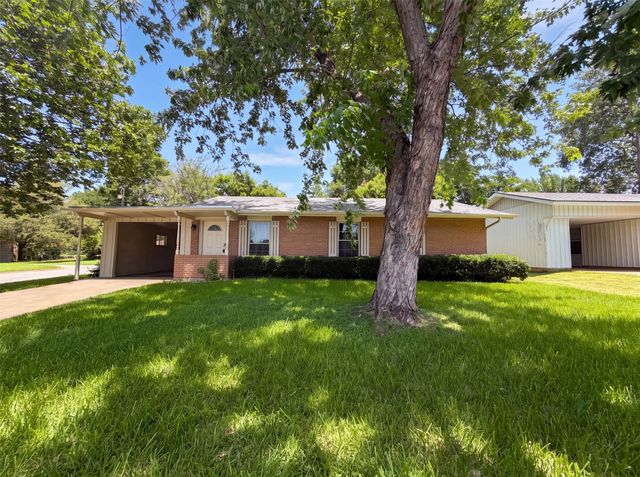 2549 Steven Drive, Denison, TX 75020