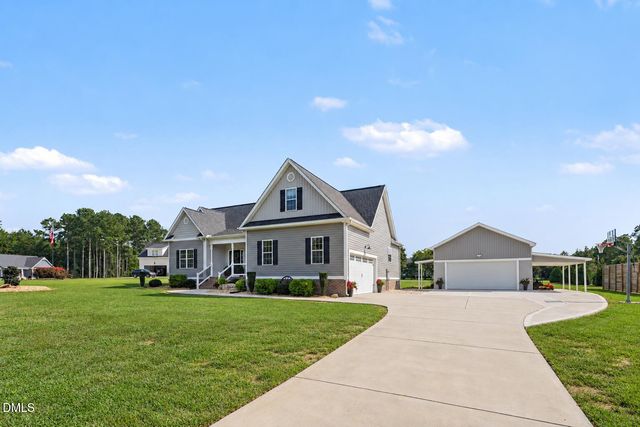 8714 Surrey Top Road, Bailey, NC 27807