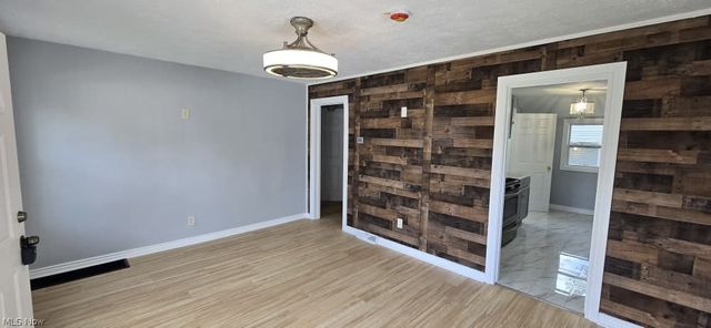 3155 Mckinley Street, Lorain, OH 44052