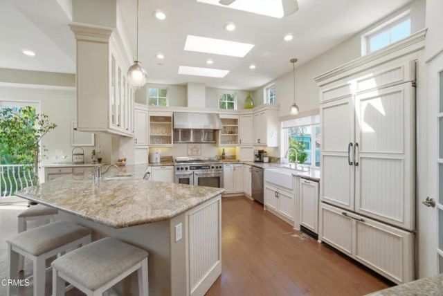 1185 Winthrop Lane, Ventura, CA 93001