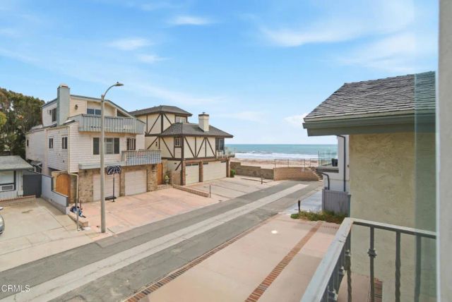 1185 Winthrop Lane, Ventura, CA 93001
