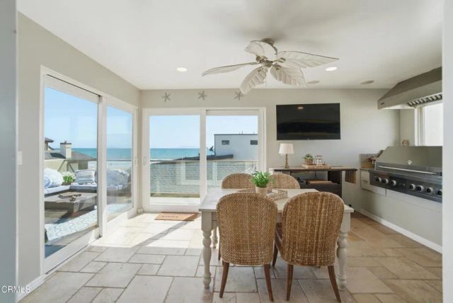 1185 Winthrop Lane, Ventura, CA 93001