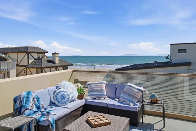 1185 Winthrop Lane, Ventura, CA 93001