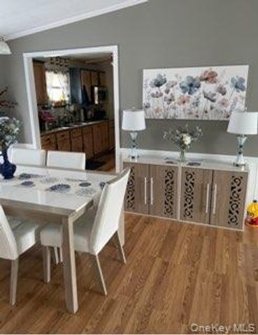 128 Brittany Terrace 128, New Windsor, NY 12575