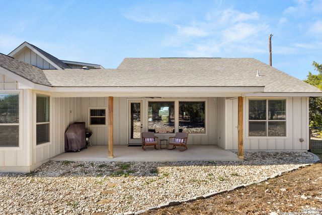 1177 Lasso Loop, Canyon Lake, TX 78133