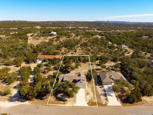 1177 Lasso Loop, Canyon Lake, TX 78133