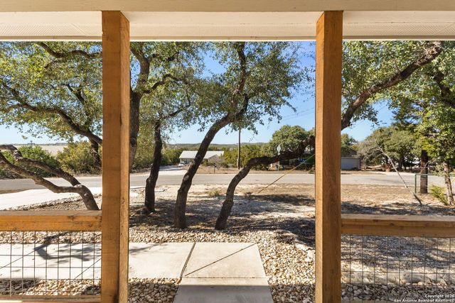 1177 Lasso Loop, Canyon Lake, TX 78133