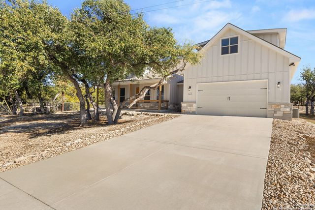 1177 Lasso Loop, Canyon Lake, TX 78133