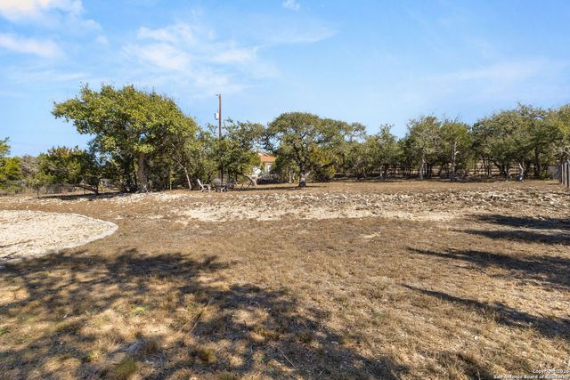 1177 Lasso Loop, Canyon Lake, TX 78133