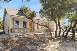 1177 Lasso Loop, Canyon Lake, TX 78133