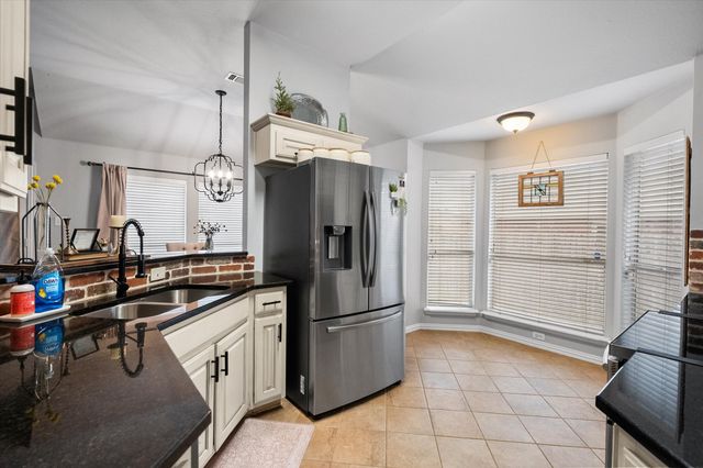 1014 Baltic Avenue, Midlothian, TX 76065