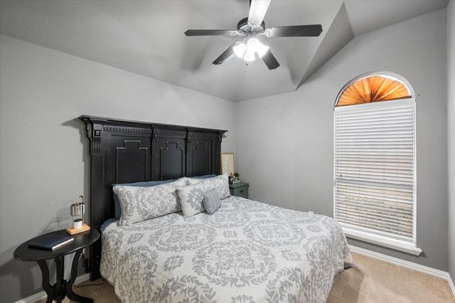 1014 Baltic Avenue, Midlothian, TX 76065