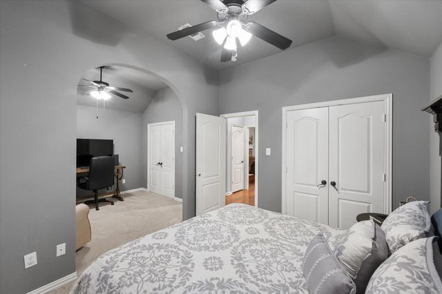 1014 Baltic Avenue, Midlothian, TX 76065