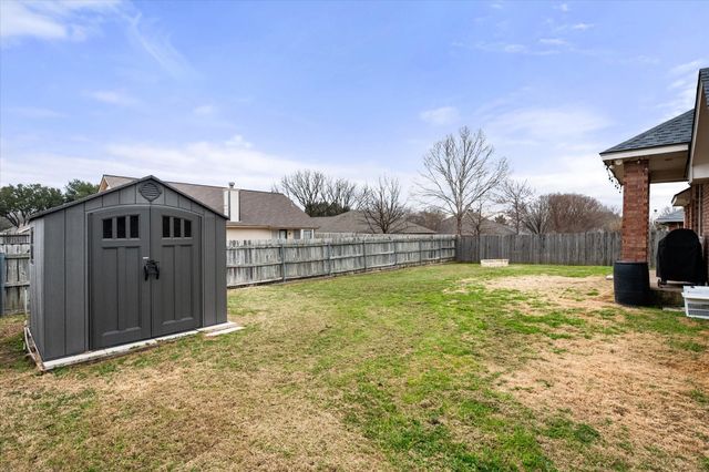 1014 Baltic Avenue, Midlothian, TX 76065