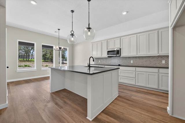 145 Loveta Lane, Boyd, TX 76023
