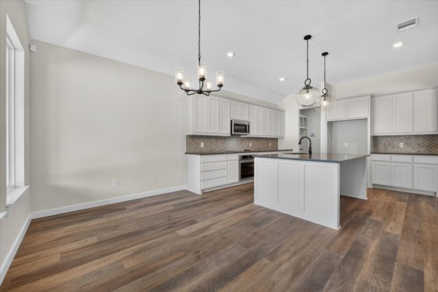 145 Loveta Lane, Boyd, TX 76023
