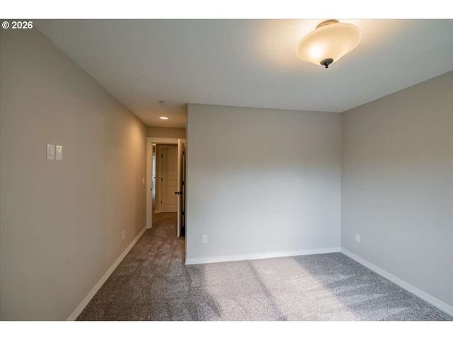 480 S PINE St, Canby, OR 97013