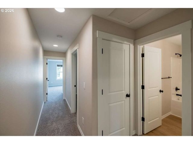 480 S PINE St, Canby, OR 97013