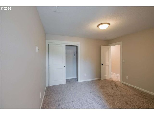 480 S PINE St, Canby, OR 97013