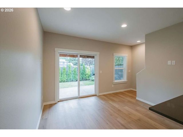 480 S PINE St, Canby, OR 97013