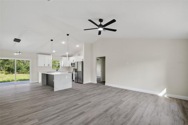 2902 W EDISON PLACE, Dunnellon, FL 34433