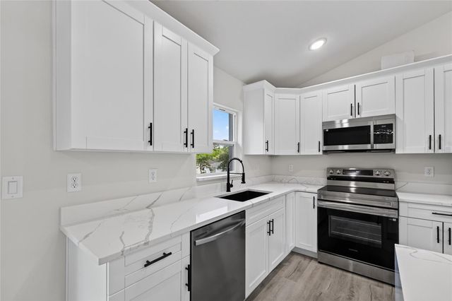 2902 W EDISON PLACE, Dunnellon, FL 34433
