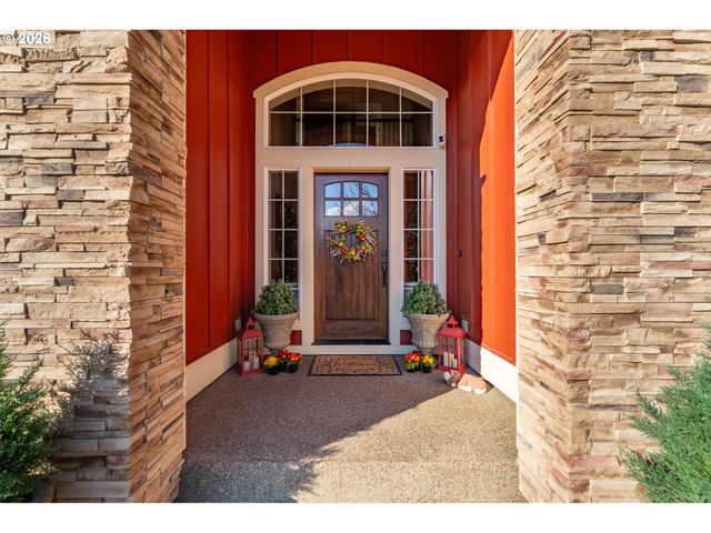 5123 E LONGEST Dr, Newberg, OR 97132