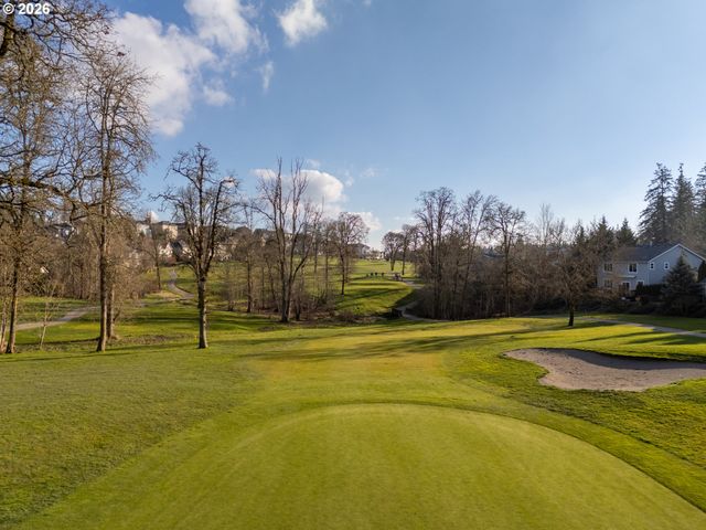 5123 E LONGEST Dr, Newberg, OR 97132