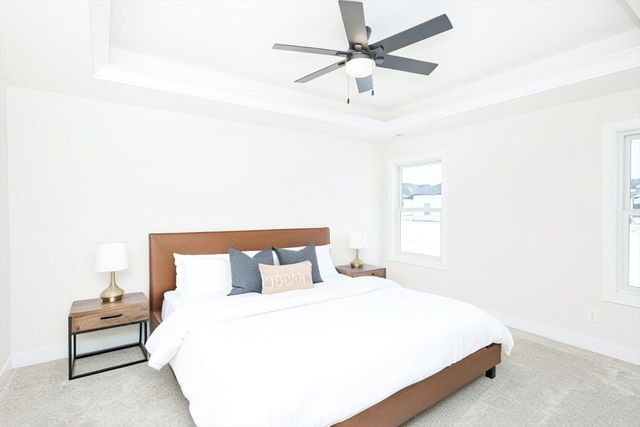 5800 HARVEST LEAF DR, Columbia, MO 65202