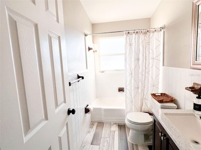 7804 N JAMAICA STREET, Tampa, FL 33614