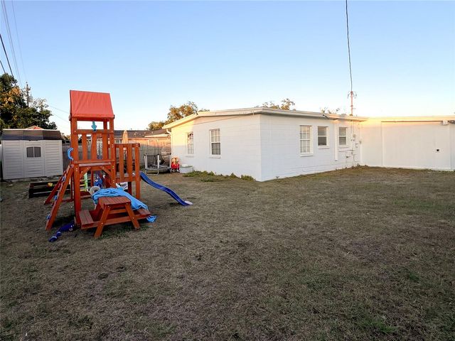 7804 N JAMAICA STREET, Tampa, FL 33614