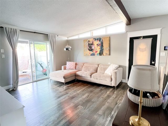 7804 N JAMAICA STREET, Tampa, FL 33614