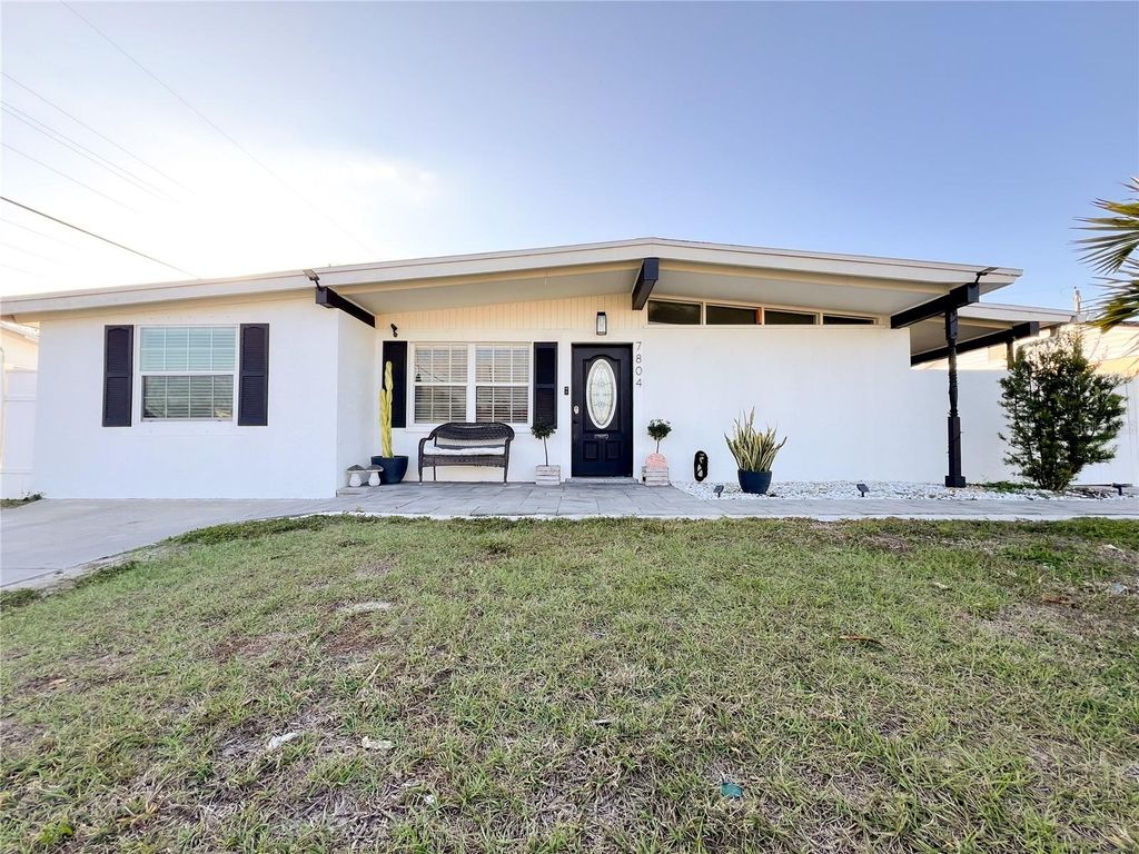 7804 N JAMAICA STREET, Tampa, FL 33614