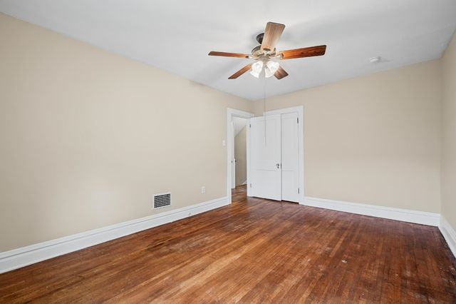603 9th Ave, Huntington, WV 25701