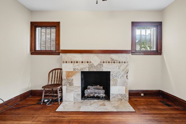 603 9th Ave, Huntington, WV 25701