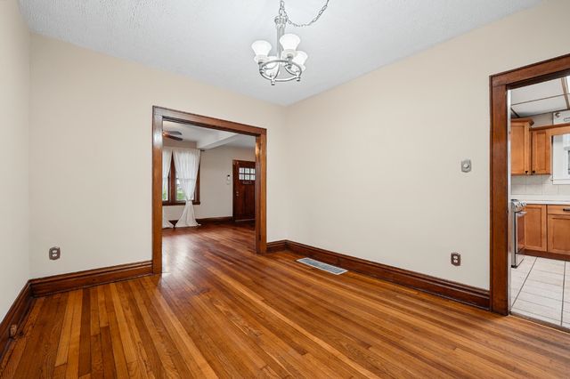 603 9th Ave, Huntington, WV 25701