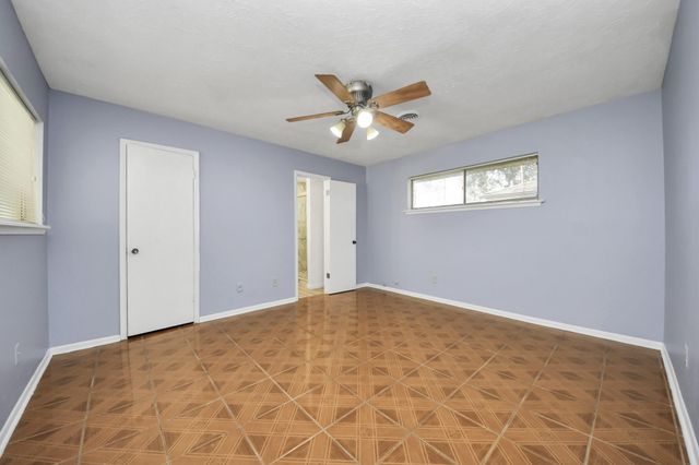 13103 Suzanne Street, Stafford, TX 77477